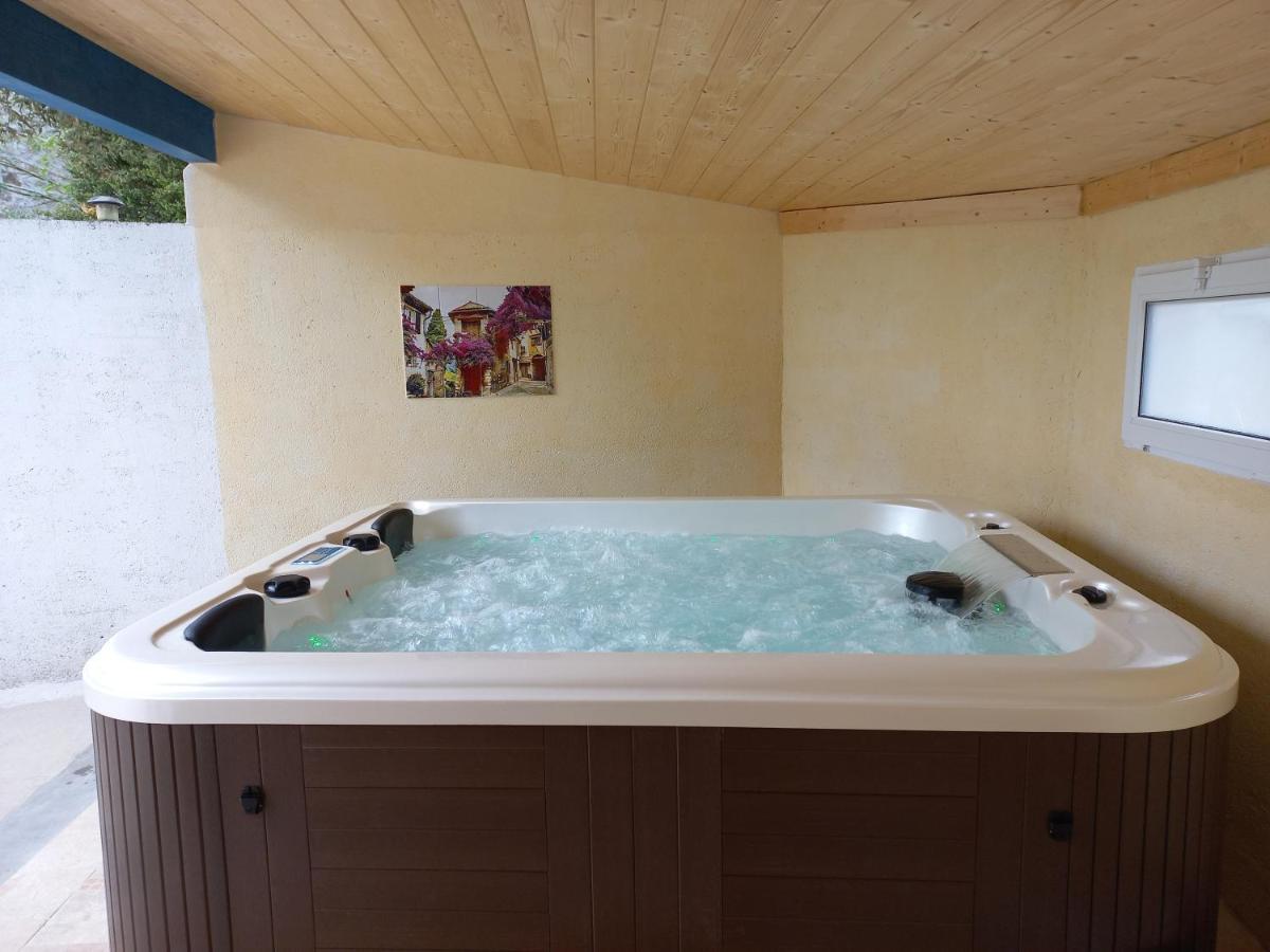 Gites De Plos Appart Chalet Piscine Spa Anduze Luaran gambar